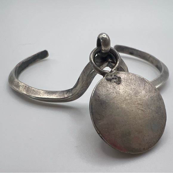 Turquoise Shadowbox Pendant on a Sandcast Sterling Silver 925 Cuff Bracelet - Picture 5 of 5